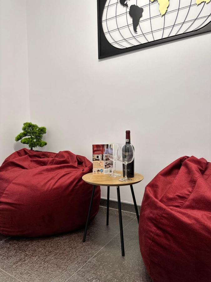 Apartment Xox Comfort Obregia Bucharest